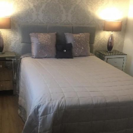 Double Room With En-Suite. Central For North West Rainhill المظهر الخارجي الصورة