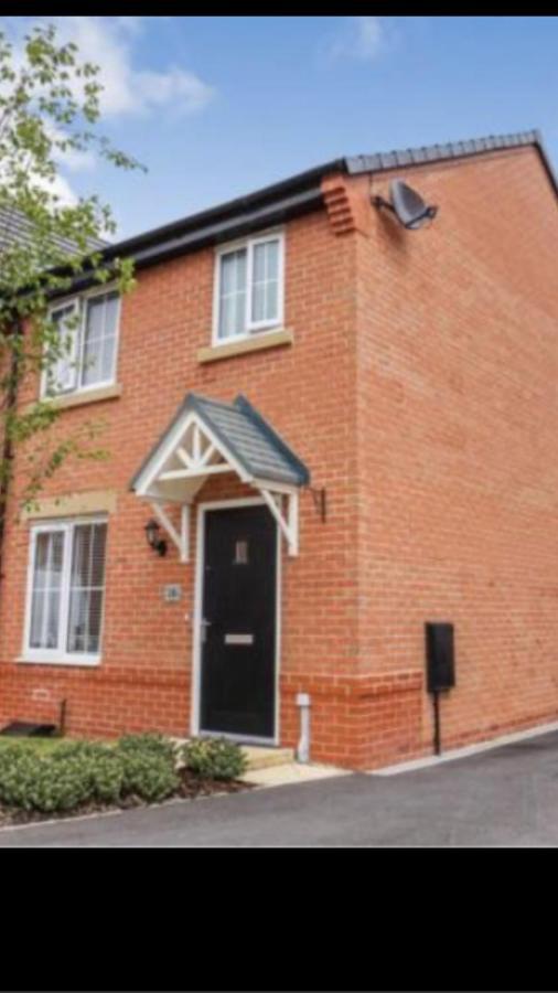 Double Room With En-Suite. Central For North West Rainhill المظهر الخارجي الصورة